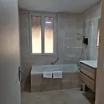 Bed & Breakfast Chateau De & 4*