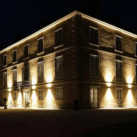 Chateau De & Bed & Breakfast Crespy-le-Neuf