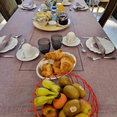 Bed & Breakfast Chateau De & Crespy-le-Neuf