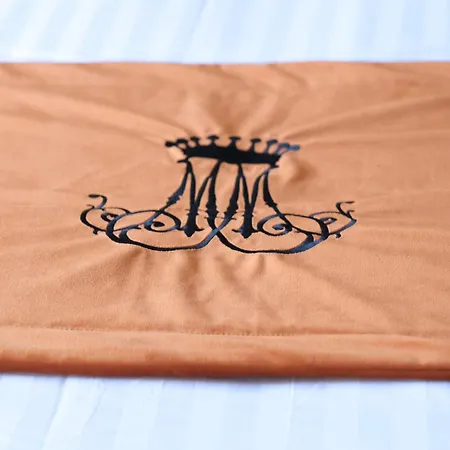 Chateau De & Crespy-le-Neuf