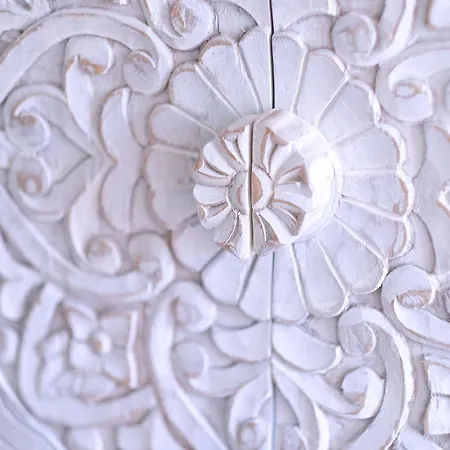 Chateau De & Nocleg ze śniadaniem 4*