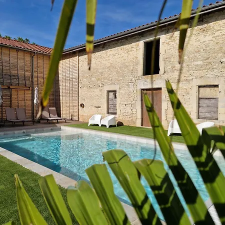 Bed & Breakfast Chateau De & 4*