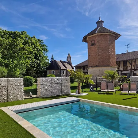 Chateau De & Bed & Breakfast Crespy-le-Neuf