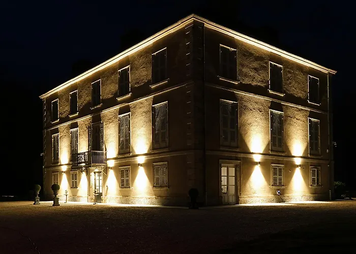 Chateau De & Bed & Breakfast Crespy-le-Neuf