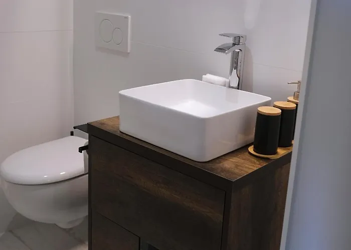 Chateau De & Crespy-le-Neuf