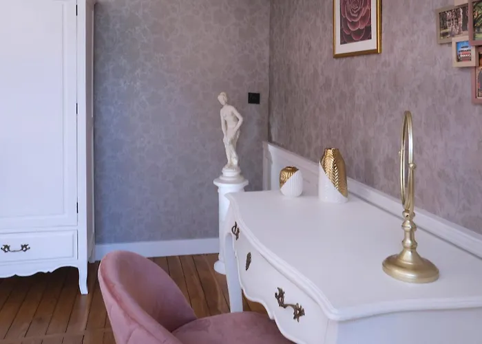 Bed & Breakfast Chateau De & Crespy-le-Neuf